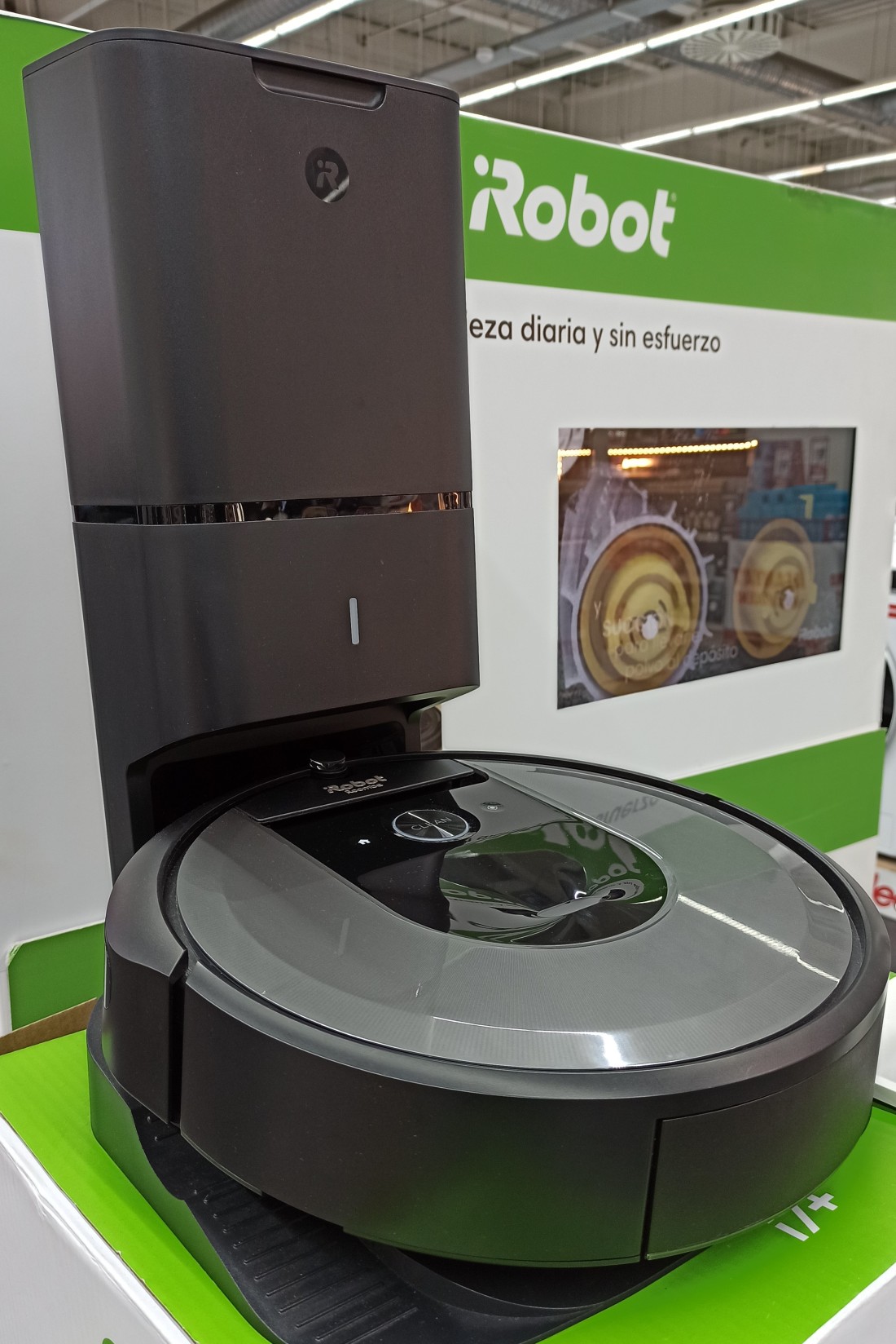 iRobot Roomba i7+